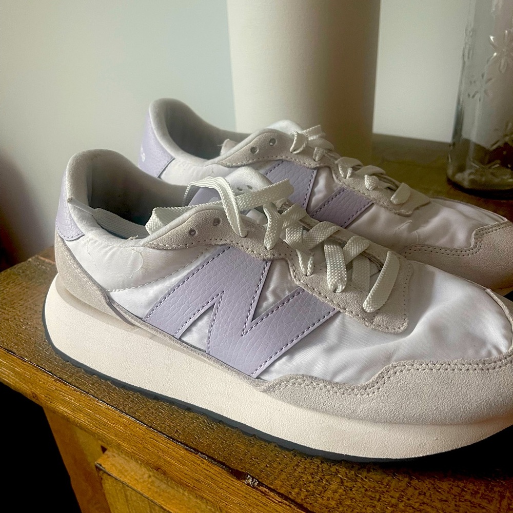 New Balance 237s